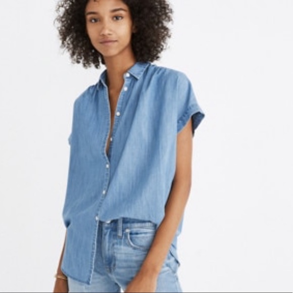 Madewell Tops - Madewell Central shirt in Roberta Indigo sz small